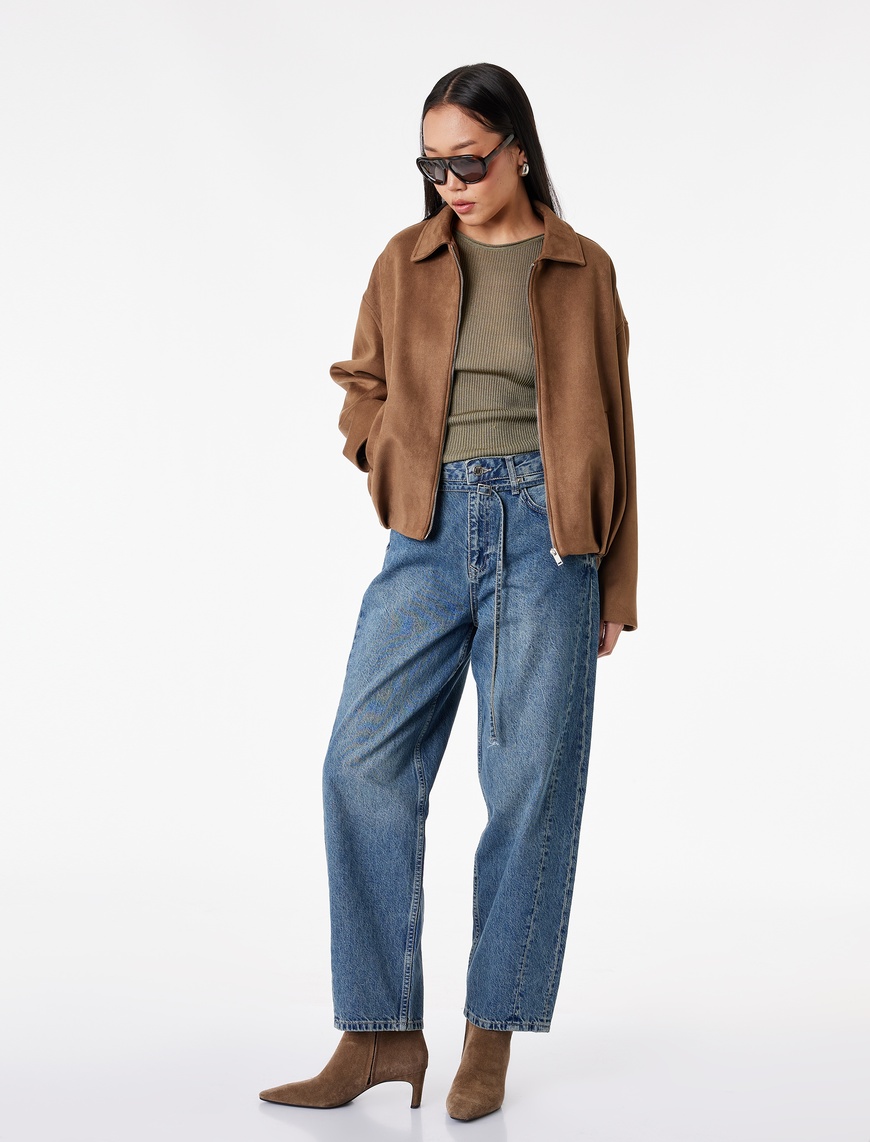 koton-orta-indigo-pantolon-6sal40117md-13150.jpg Koton Pamuklu Kemerli Dikiş Detaylı Rahat Kalıp Düz Paça Denim Pantolon - Ballon Jeans 6Sal40117Md - Görsel 1