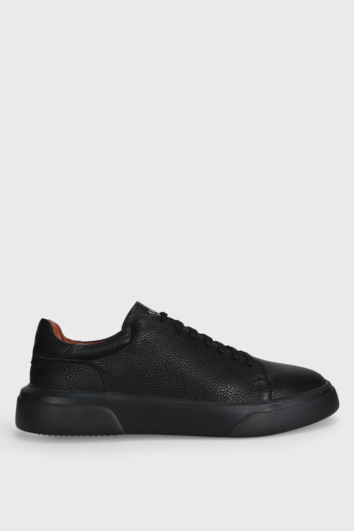 lufian-tommy-erkek-sneaker-ayakkabi-siyah-111230287-14509.jpg Lufian Tommy Erkek Sneaker Ayakkabı Siyah 111230287 - Görsel 1