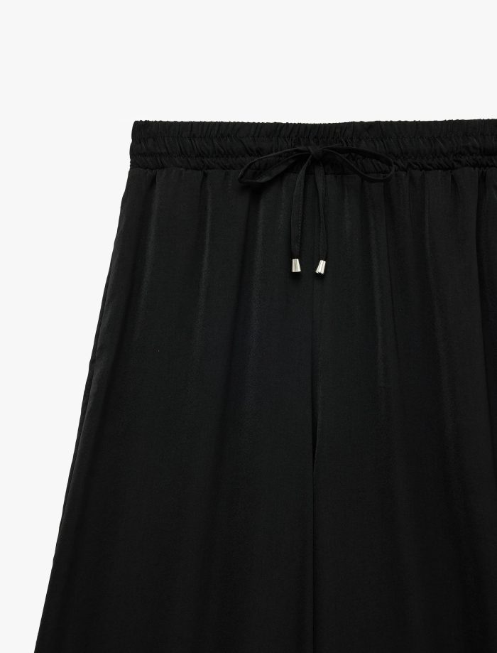 Aerobin Kumaş Beli Bağcıklı Geniş Paça Saten Pantolon - Görsel 6