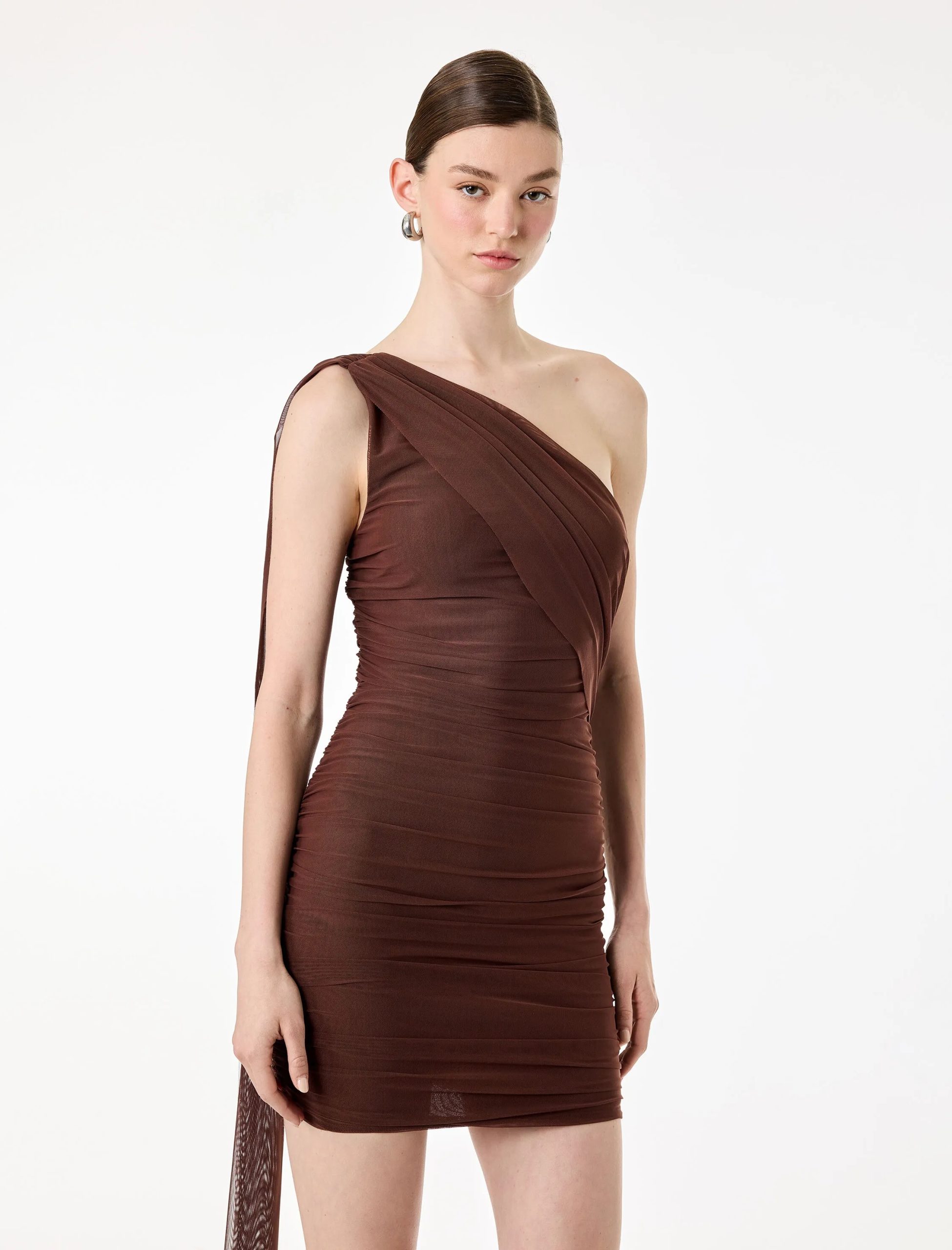 slim-fit-drapeli-tek-omuz-mini-bodycon-elbise-18408.jpg Slim Fit Drapeli Tek Omuz Mini Bodycon Elbise - Görsel 1