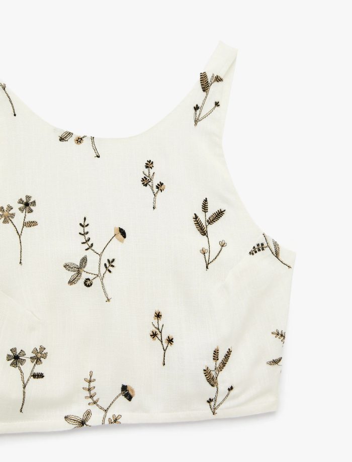 Slim Fit Floral Nakış Detaylı Brodeli Halter Yaka Crop Büstiyer - Görsel 3