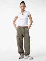 Slim Fit Kısa Kollu Klasik Yaka Fermuarlı Crop Gömlek - Görsel 2