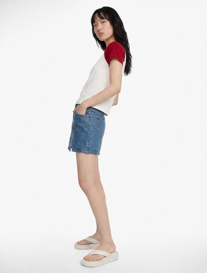 Yırtmaç Detaylı Pamuklu Mini Denim Şort Etek - Görsel 3